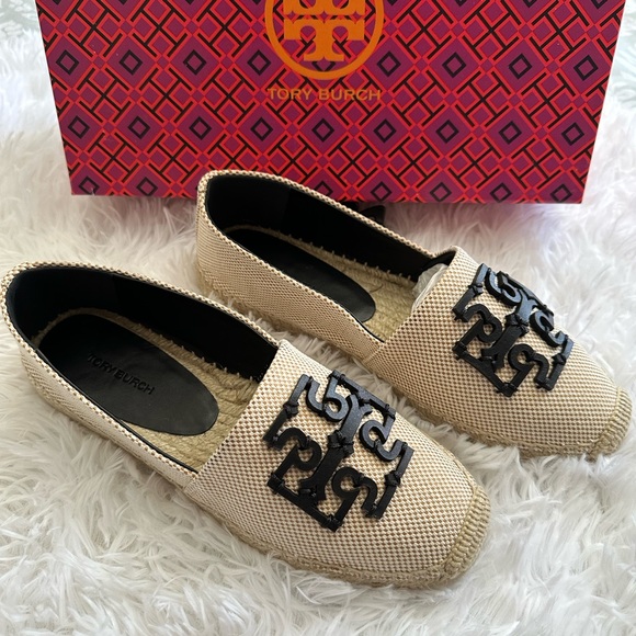 NEW! TORY BURCH CANVAS ESPADRILLES - Picture 3 of 6